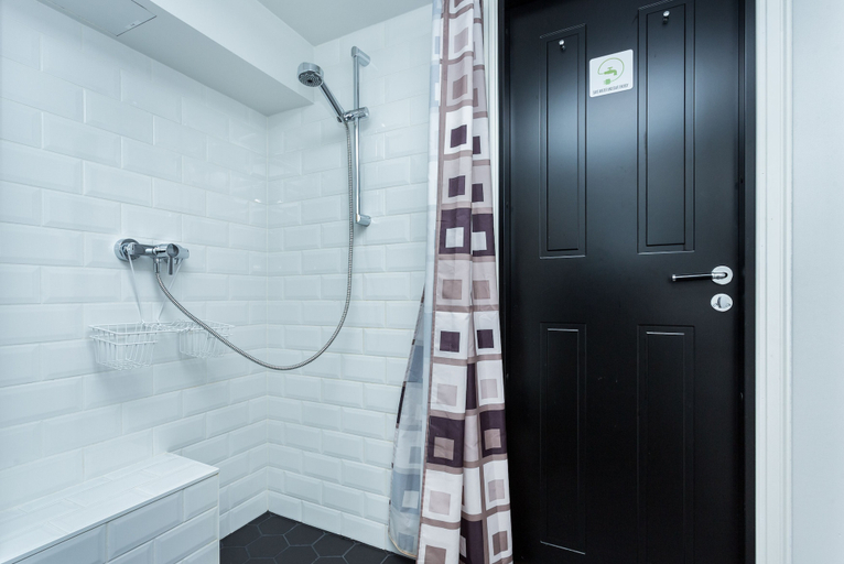Bathroom 4, Angleterre Apartments, Tallinn