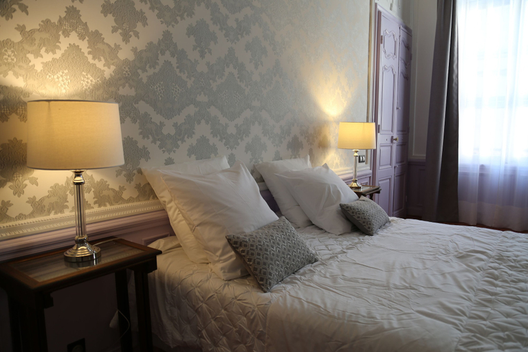 Bedroom 3, Palais de Luppé, Bouches-du-Rhône