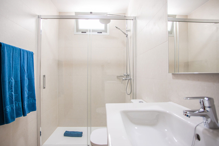 Bathroom 4, Servatur Montebello, Las Palmas