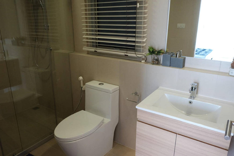 Bathroom 4, Baan Thew Talay Blue Sapphire, Cha-Am
