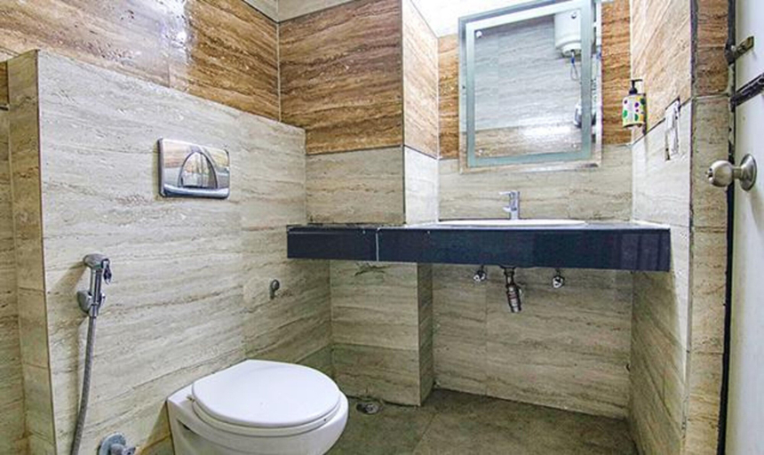 Bathroom 4, Fabhotel Singh Suite, Gurgaon
