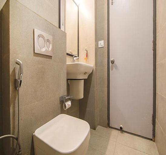 Bathroom, Fabhotel Kingston House, Lucknow