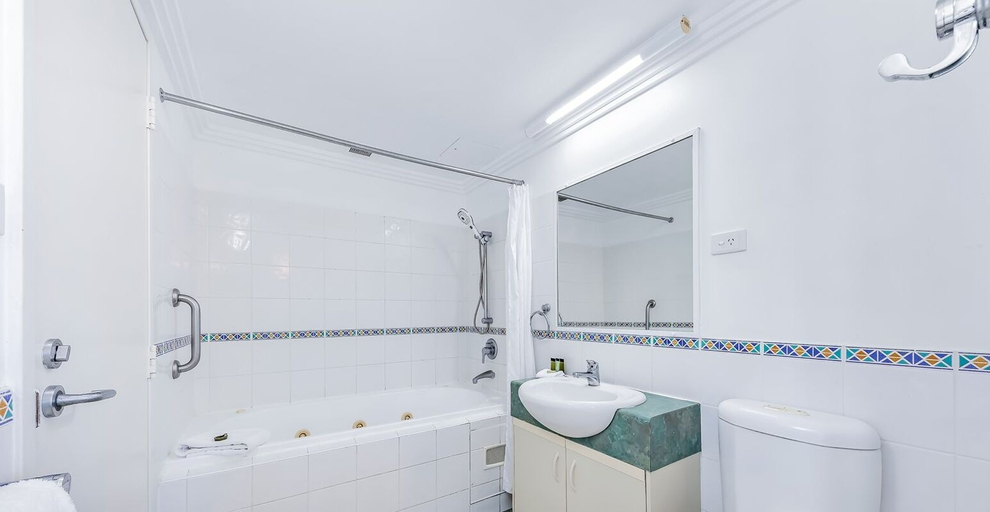 Bathroom, Tropical Marina views couples getaway, Whitsunday