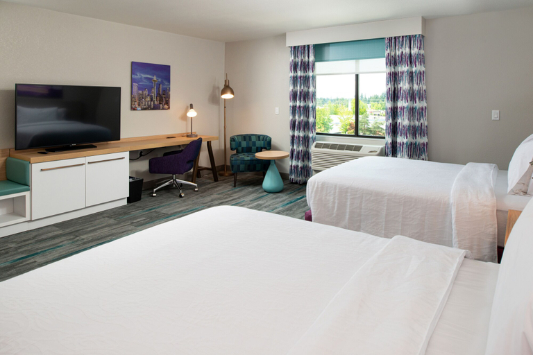Bedroom 3, Hilton Garden Inn Seattle Lynnwood, WA, Snohomish