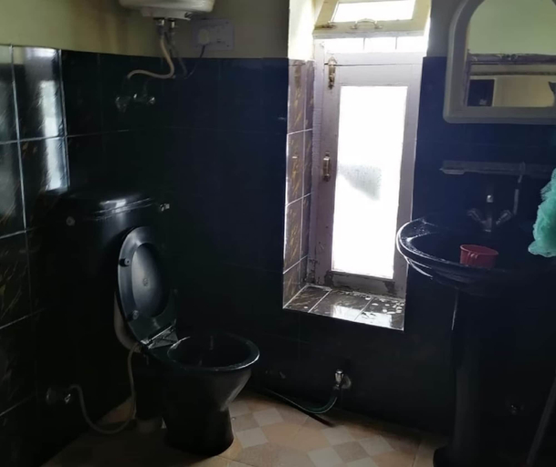 Bathroom 3, Himalayaa Retreat, Lahul & Spiti