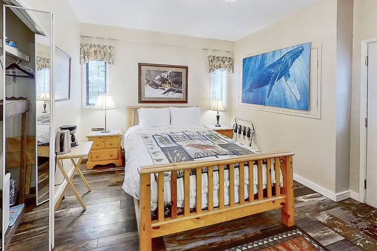 Bedroom 3, Salty Towers Oceanfront Cottages, Capital