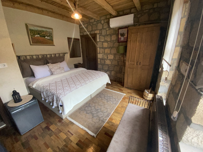 Bedroom 2, PluVia Boutique Hotel, Ayvacık
