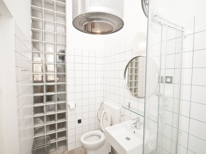 Bathroom 5, LoftHotel Przychodnia, Warsaw