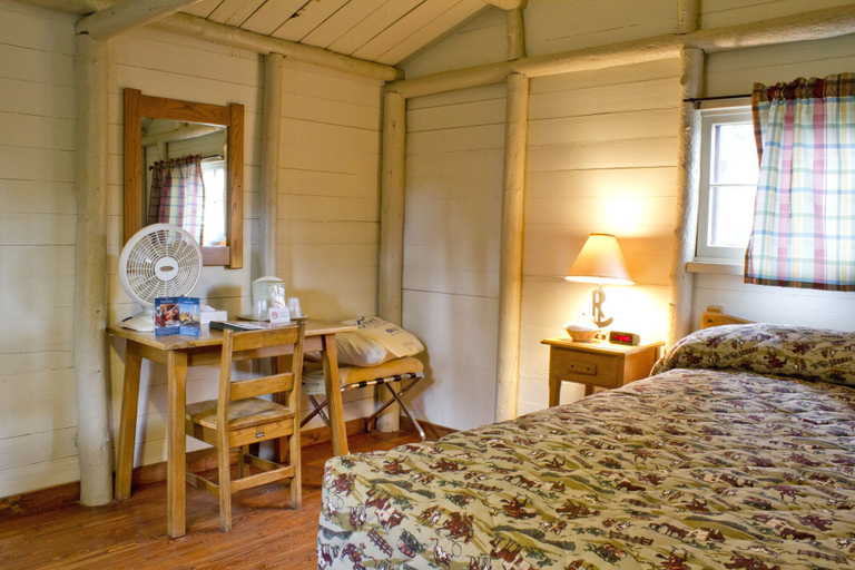 Bedroom 2, Roosevelt Lodge & Cabins - Inside the Park, Park