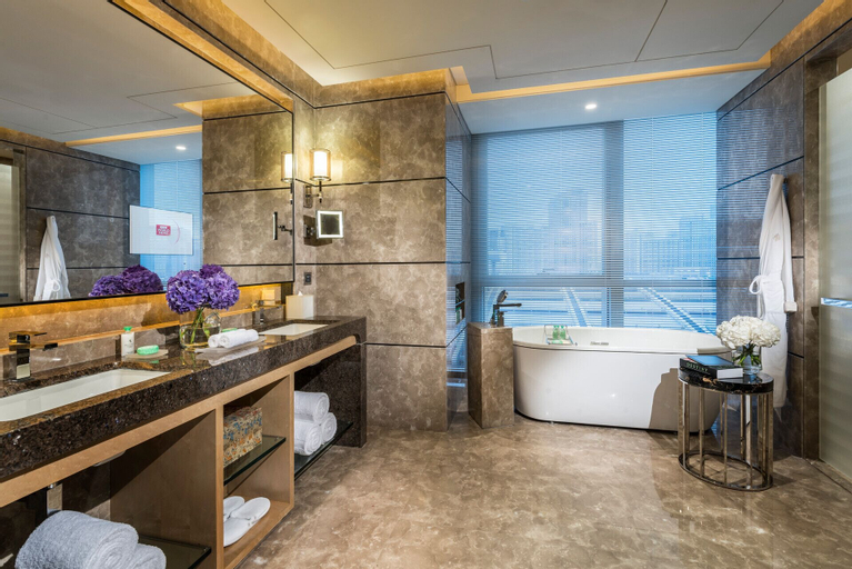 Bathroom 4