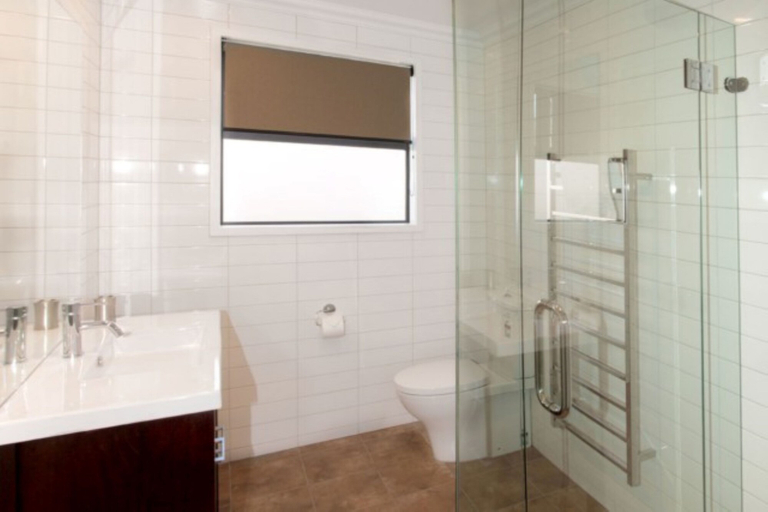 Bathroom 4, Pembroke Villa, Queenstown-Lakes