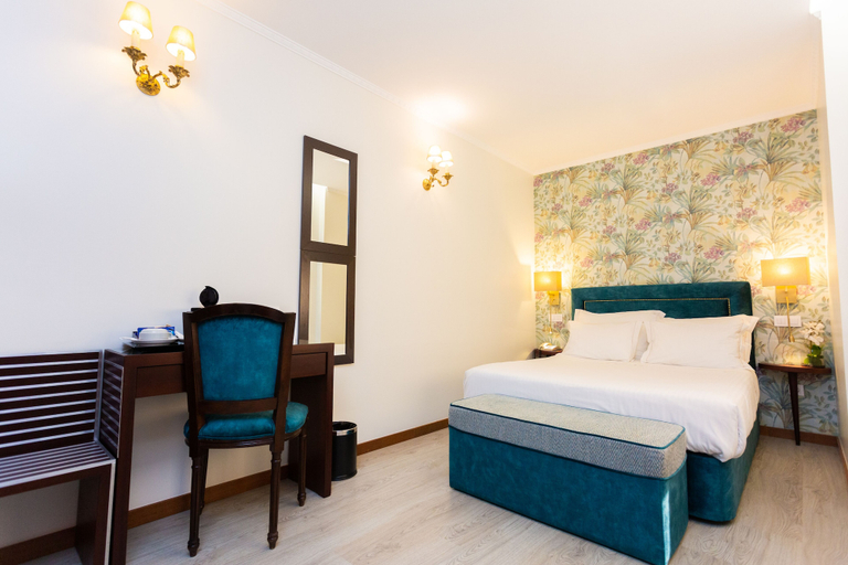 Bedroom 2, Castelo Santa Catarina, Porto