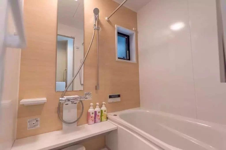 Bathroom, Kitano Tenmangu House A, Kyoto