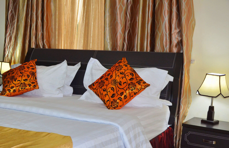Bedroom, Executive Inn, Greater Monrovia