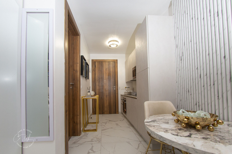 Bathroom 4, Casse Di Lusso, Accra