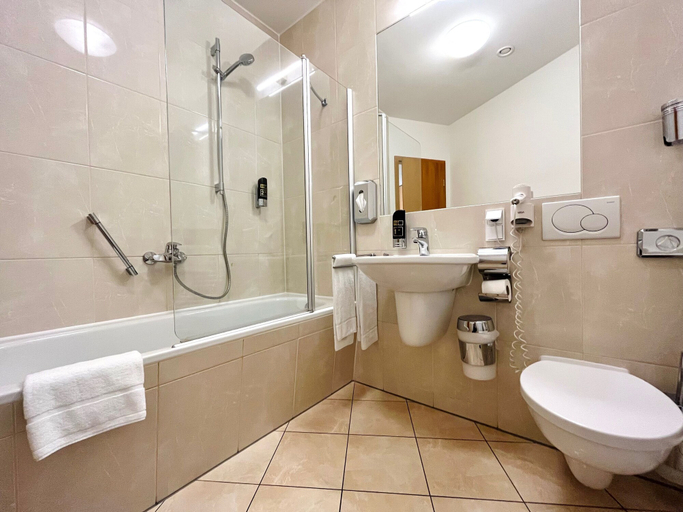 Bathroom 5, Aparthotel Altes Dresden, Dresden