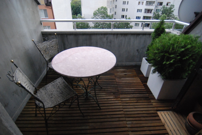Others 3, Baratero At Home Apartments, Stolichna