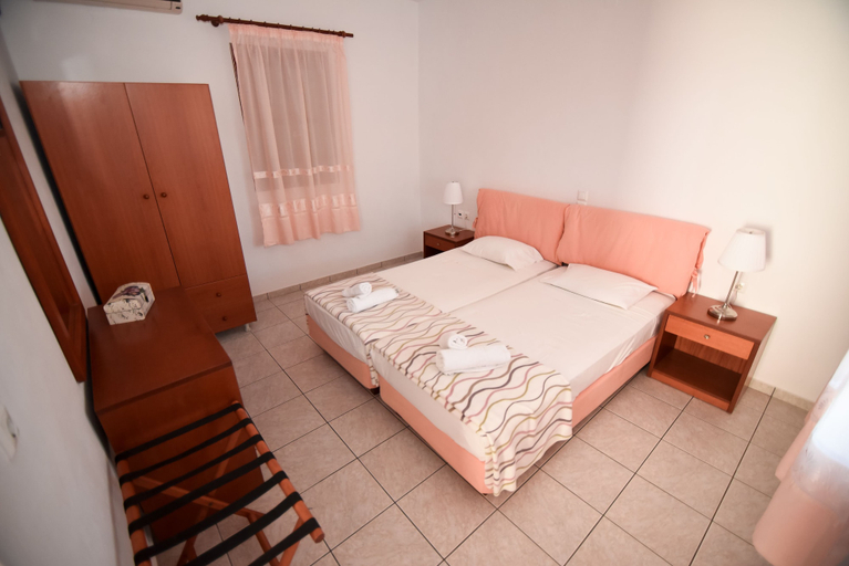 Bedroom 4, Blue Fish Apartments, South Aegean