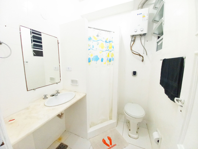 Bathroom, Copacabana Best Spot, Rio de Janeiro
