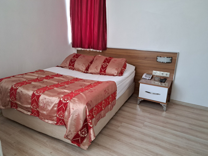 Bedroom 3, Otel Eratay, Merkez