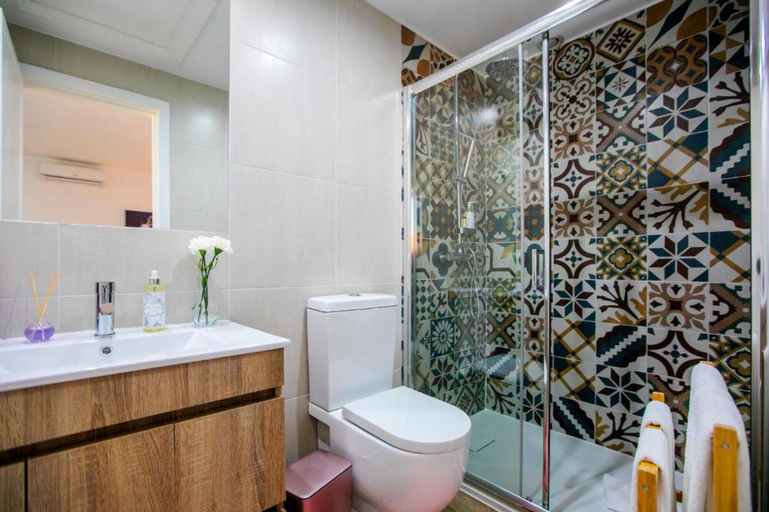 Bathroom 2, Casa de Cristal, Porto