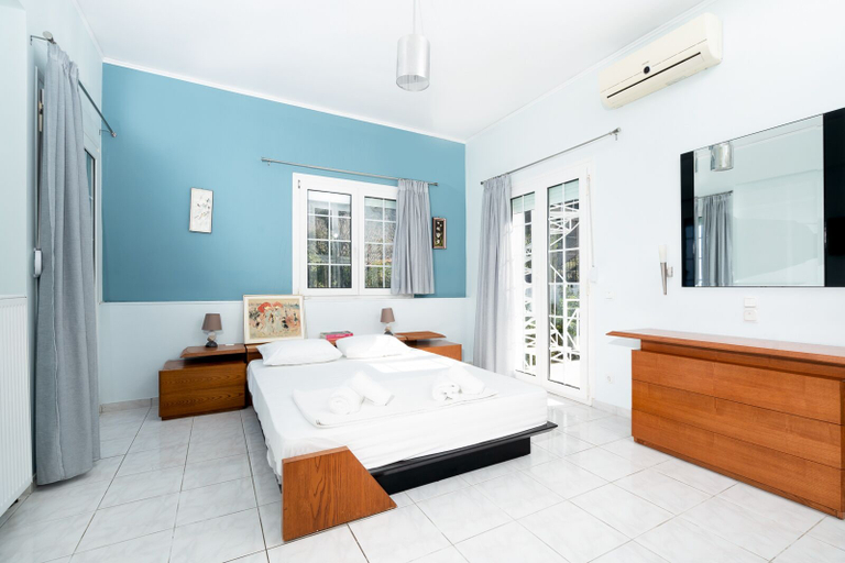 Bedroom 4, Deluxe Apartments Giamatasta, Attica
