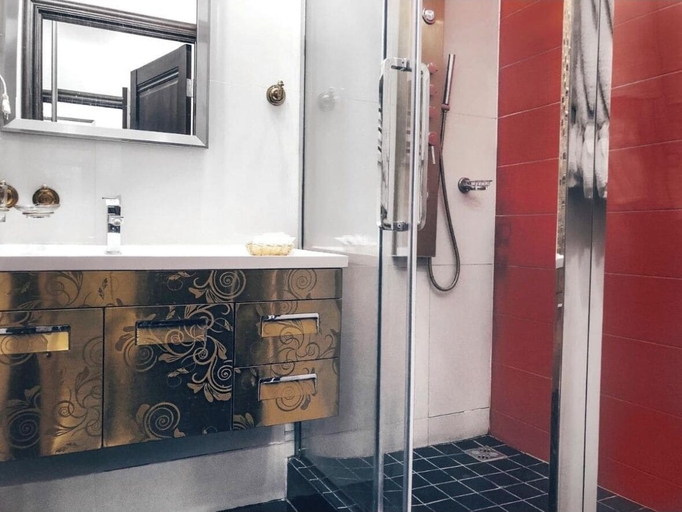 Bathroom, L. Giros g. 15, Vilniaus