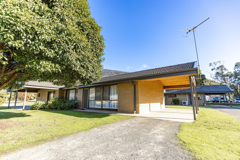 NRMA Halls Gap Holiday Park, N. Grampians  - Stawell