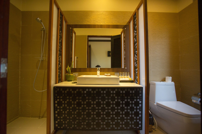 Bathroom, My Bagan Residence By Amata, Myingyan