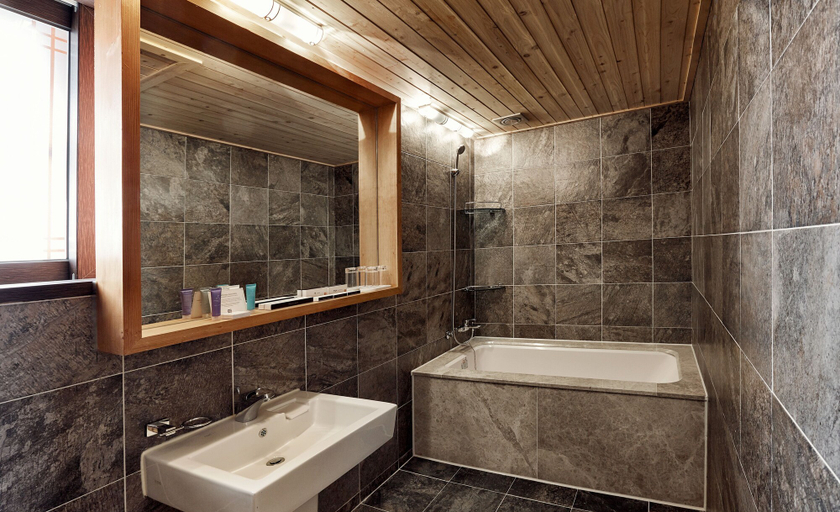Bathroom 4, Hanok stay NAMWONYECHON, Namwon