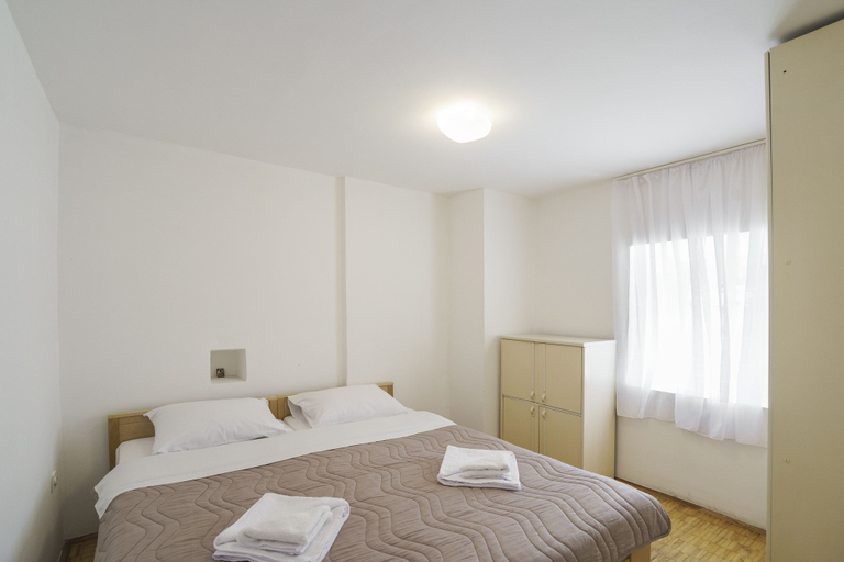 Bedroom 2, Old Town Stone House