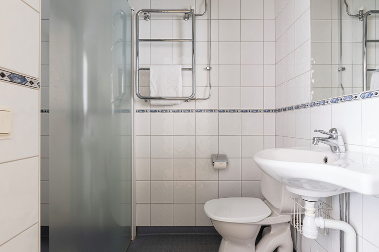 Bathroom 5, Quality Hotel Sundsvall, Sundsvall