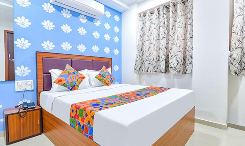 Bedroom 1, FabHotel Green Park - Nr. Geeta Mandir, Ahmadabad