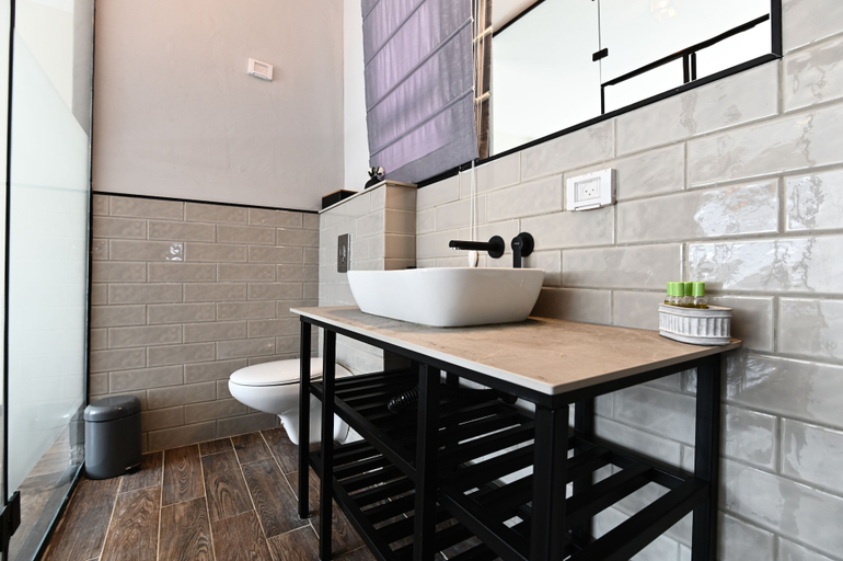 Bathroom 4, Villa Hudula