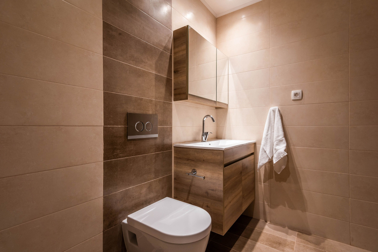 Bathroom 5, Play On The Sand, South Aegean
