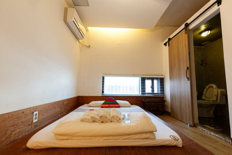 Bedroom 3, Becky Guesthouse, Jeonju