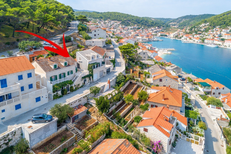 Exterior & Views 2, Apartments Darija, Pučišća