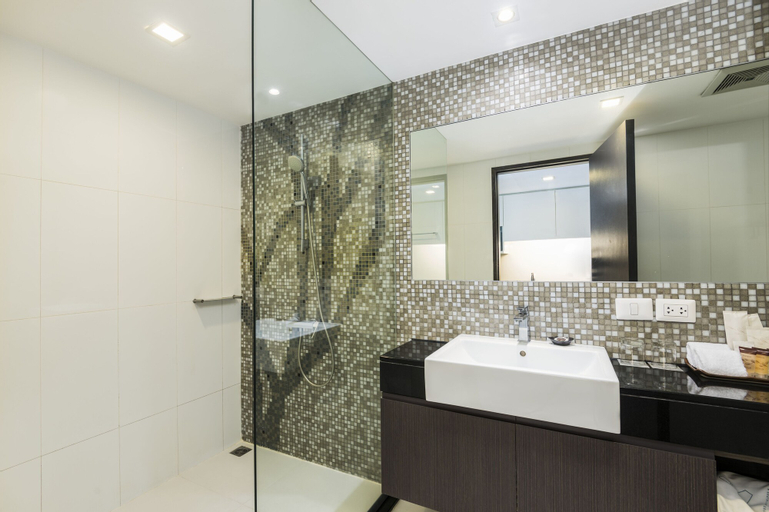 Bathroom 21