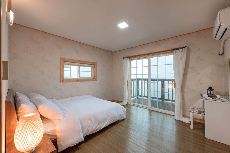 Bedroom 3, Sumang Pension, Seogwipo