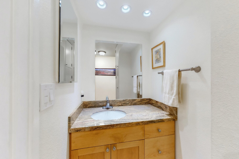 Bathroom 3, Kihei Akahi Condominiums by TO, Maui