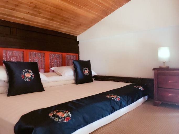 Bedroom 3, Suzhou Yard, Suzhou