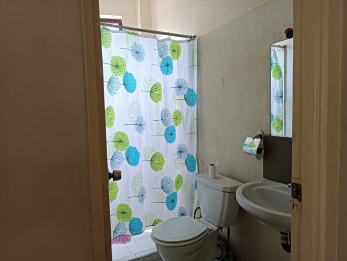 Bathroom 2, Cool Luxurious Studios, Starehe