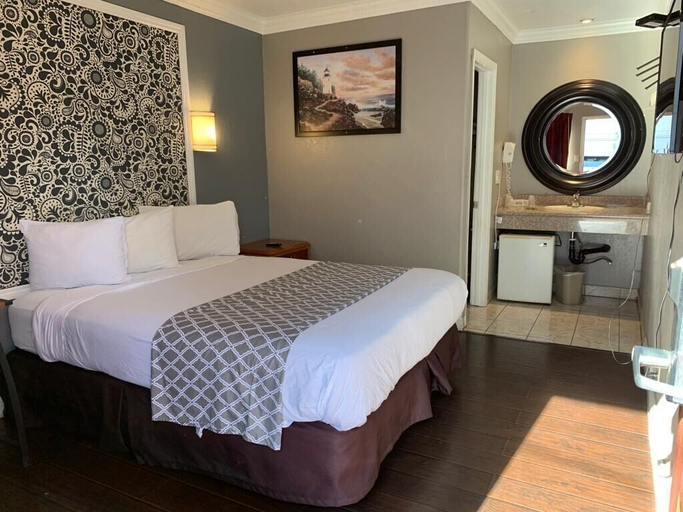 Bedroom 2, Uptown Inn, Los Angeles