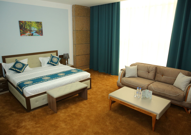 Bedroom 4, Hotel Shumon, Rudaki