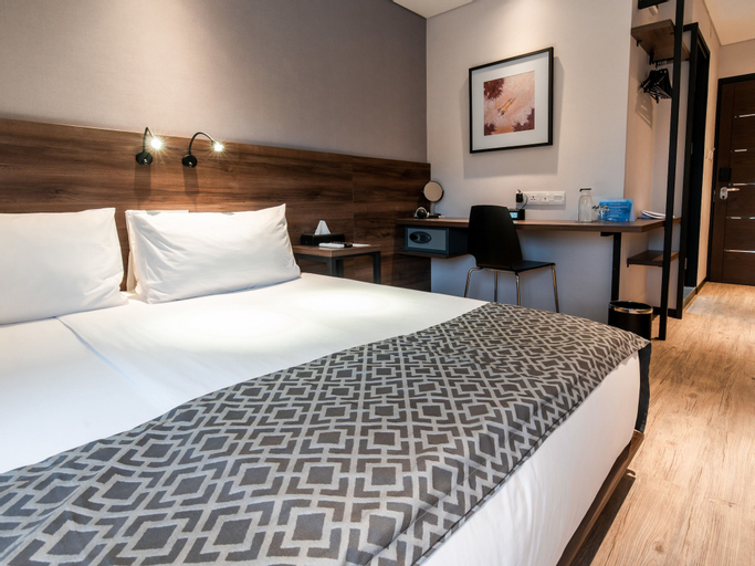 Bedroom 14