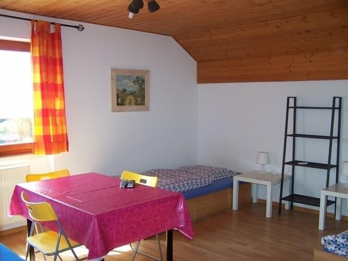 Others 3, Monteurzimmer Hauptstrasse, Main-Kinzig-Kreis