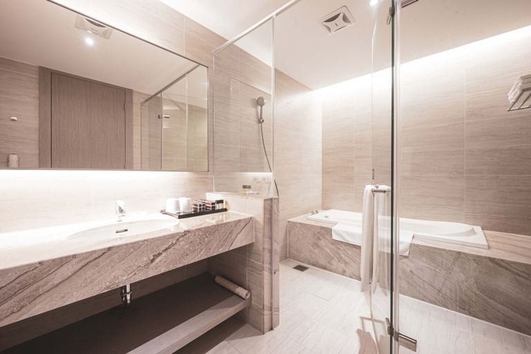 Bathroom 4, Grand Royal Hotel, Miaoli