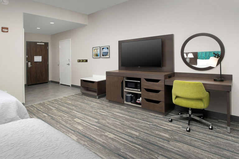 Bedroom 3, Hampton Inn & Suites Lexington Columbia, Lexington