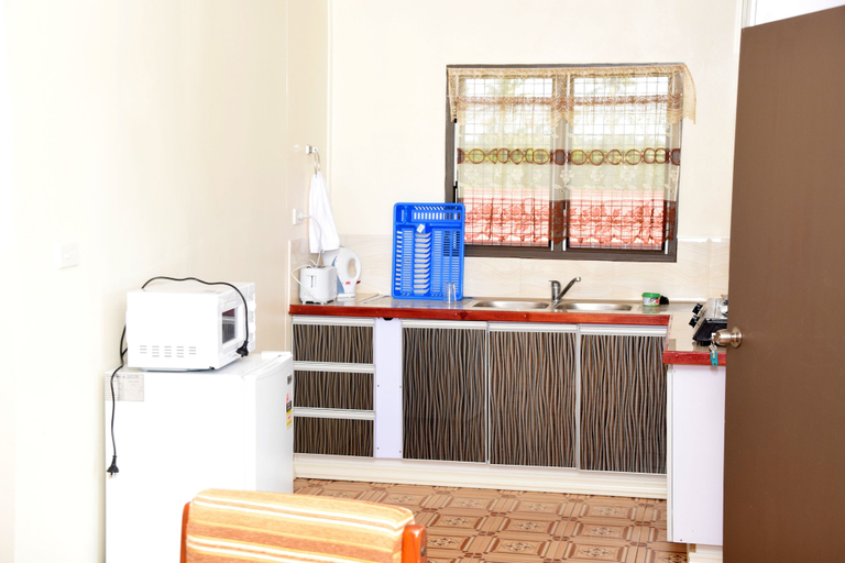Others 3, Narayan's Apartment, Nadroga/Navosa