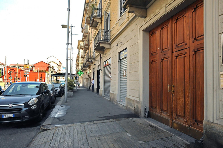 Others 4, Modern Apartment in Lingotto Area, Torino
